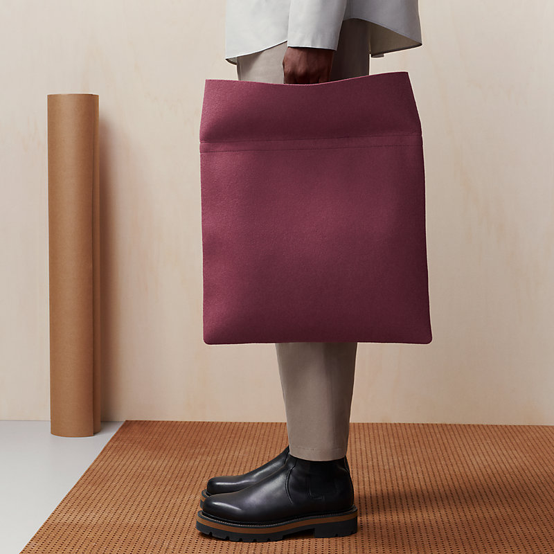 バッグ 《ラ・マン・ダン・ル・サック》 | Hermès - エルメス-公式サイト